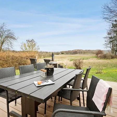 Gorgeous In With Wifi Holiday home